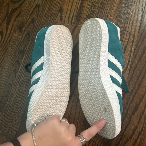 Adidas Turquoise Gazelles Size 6 - Picture 3 of 5